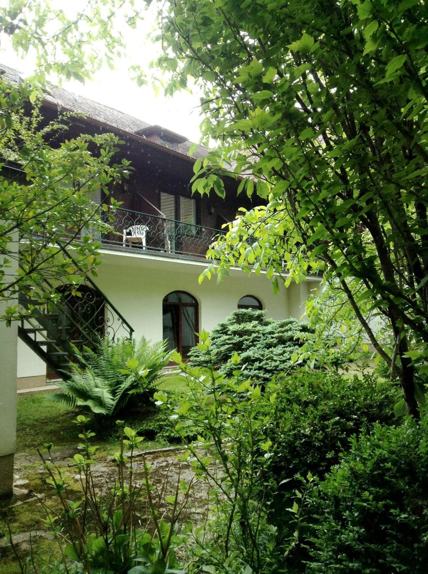 Hotel Gruenes Tuerl Bad Schallerbach Kültér fotó